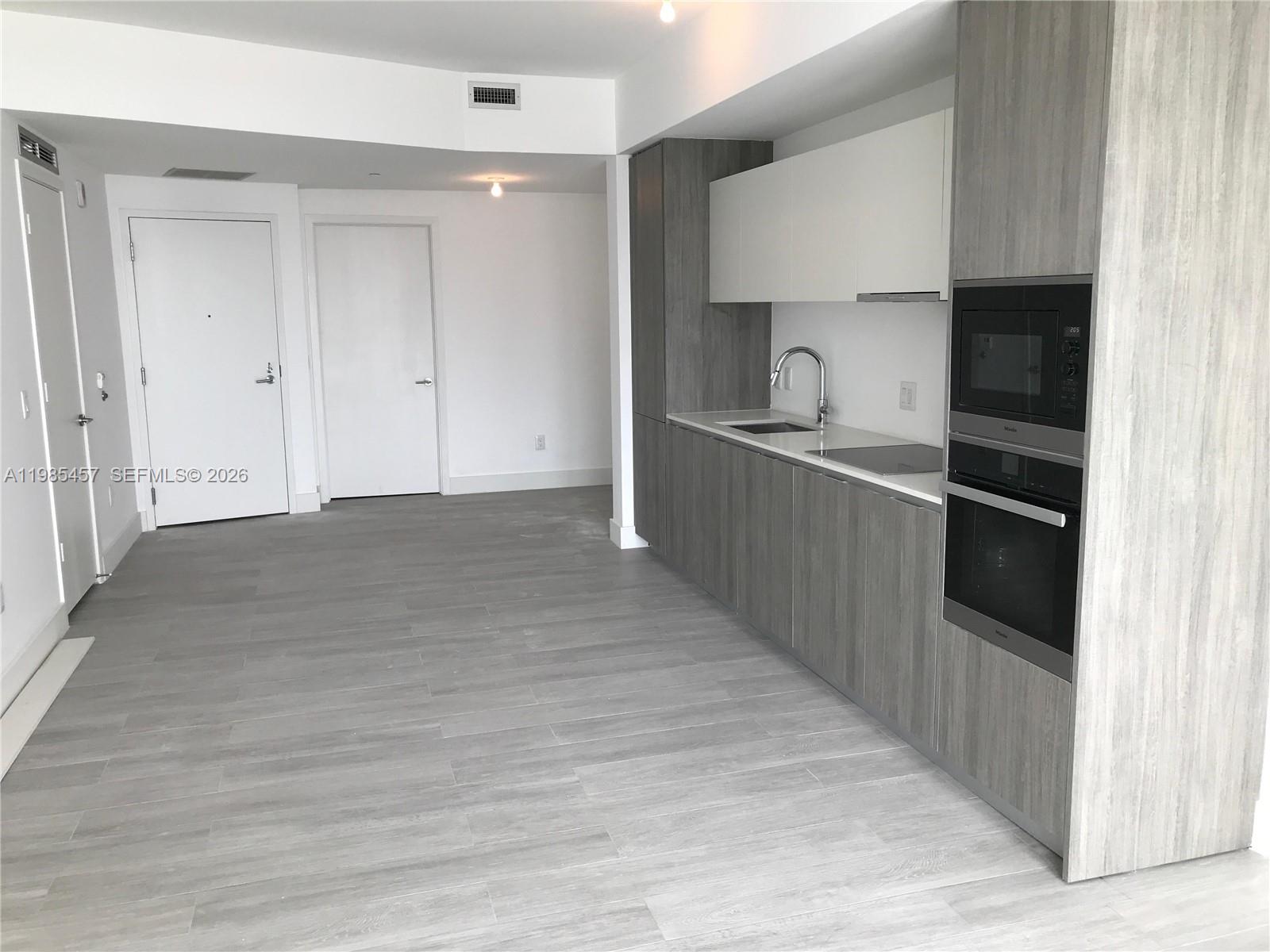 image Biscayne Beach2