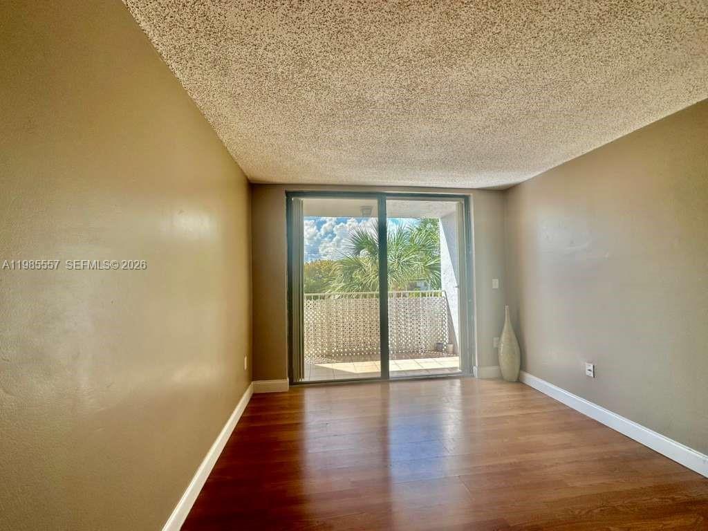 8185 NW 7th St #319 Miami, FL 33126