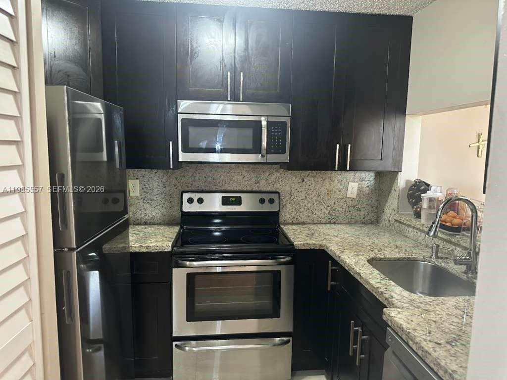 8185 NW 7th St #319 Miami, FL 33126