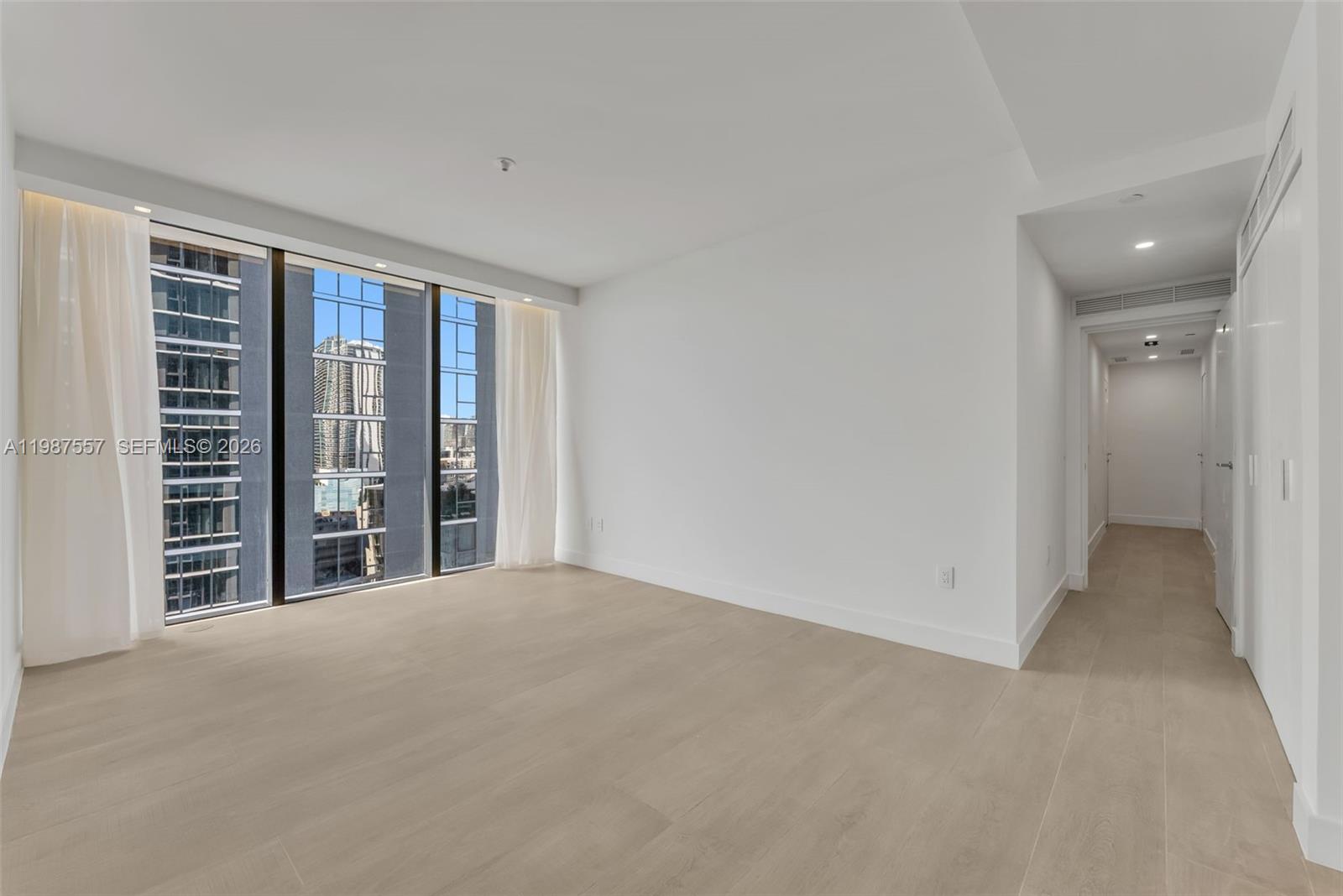 700 NE 24th St #1207 Miami, FL 33137