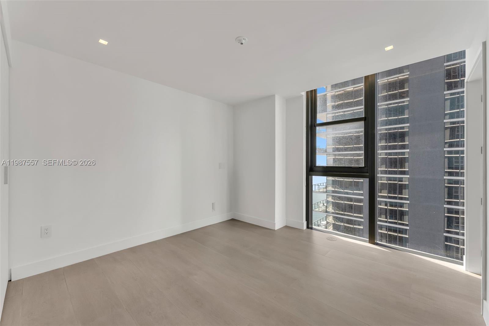 700 NE 24th St #1207 Miami, FL 33137