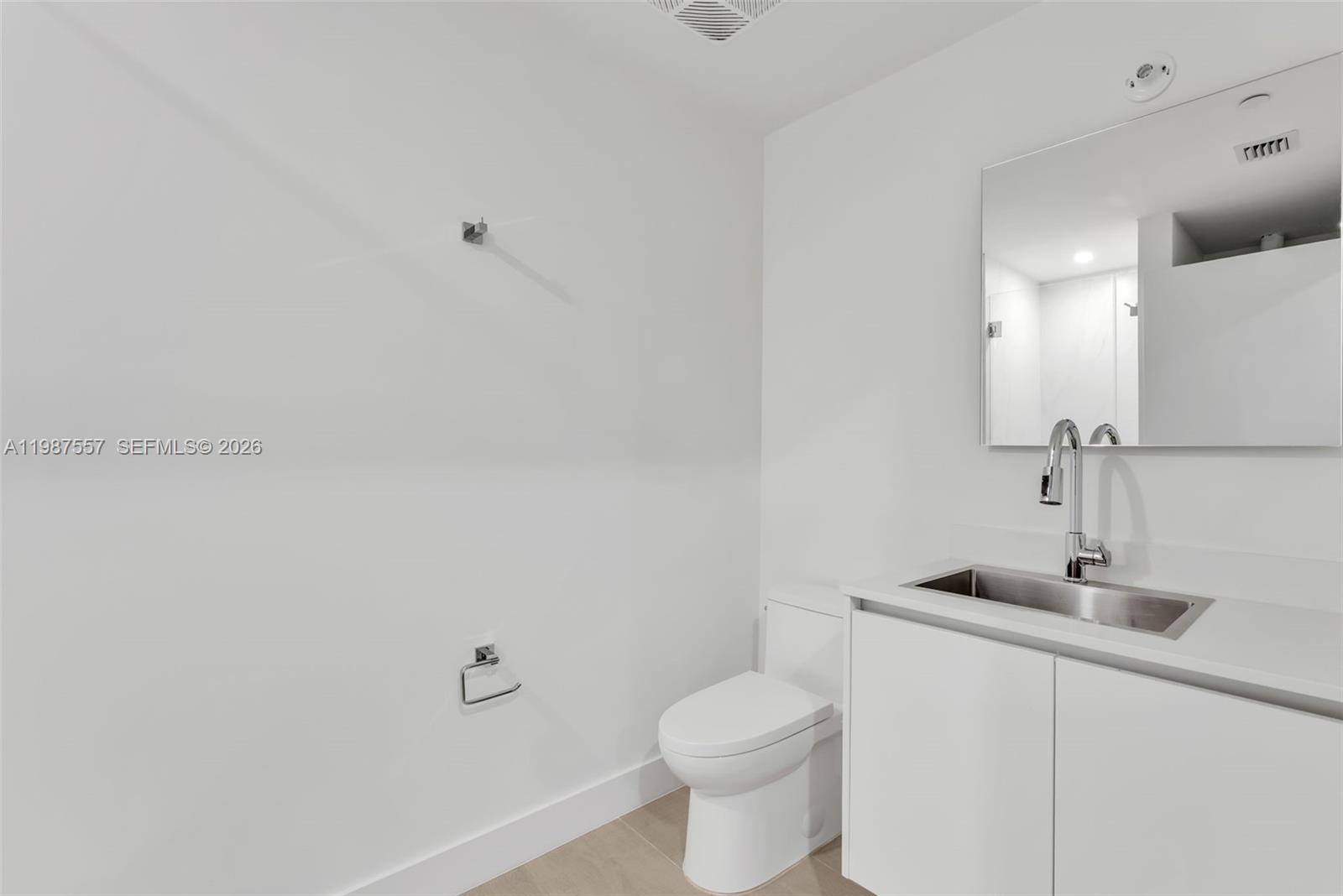 700 NE 24th St #1207 Miami, FL 33137