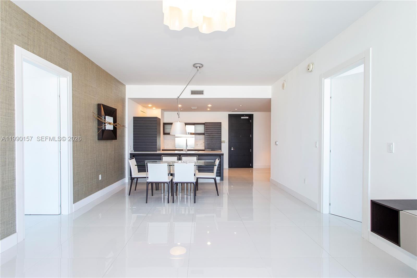 200 Biscayne Blvd Way #4512