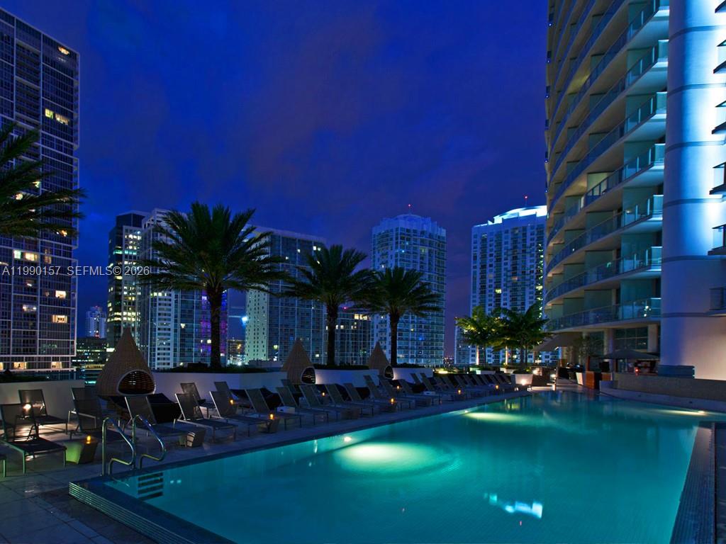 200 Biscayne Blvd Way #4512 Miami, FL 33131