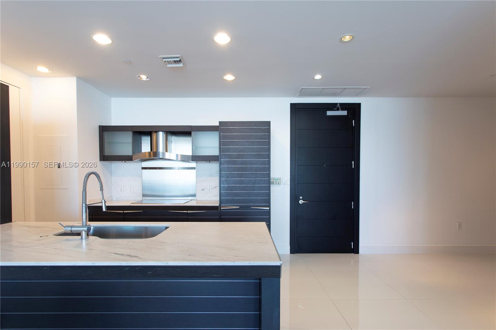 200 Biscayne Blvd Way #4512 Miami, FL 33131