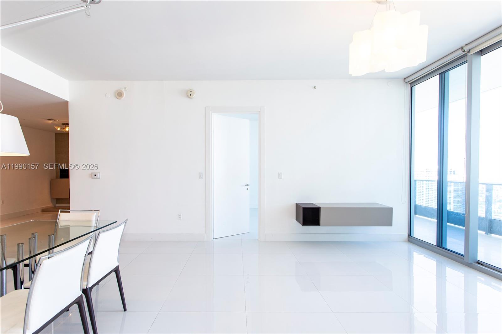 200 Biscayne Blvd Way #4512 Miami, FL 33131