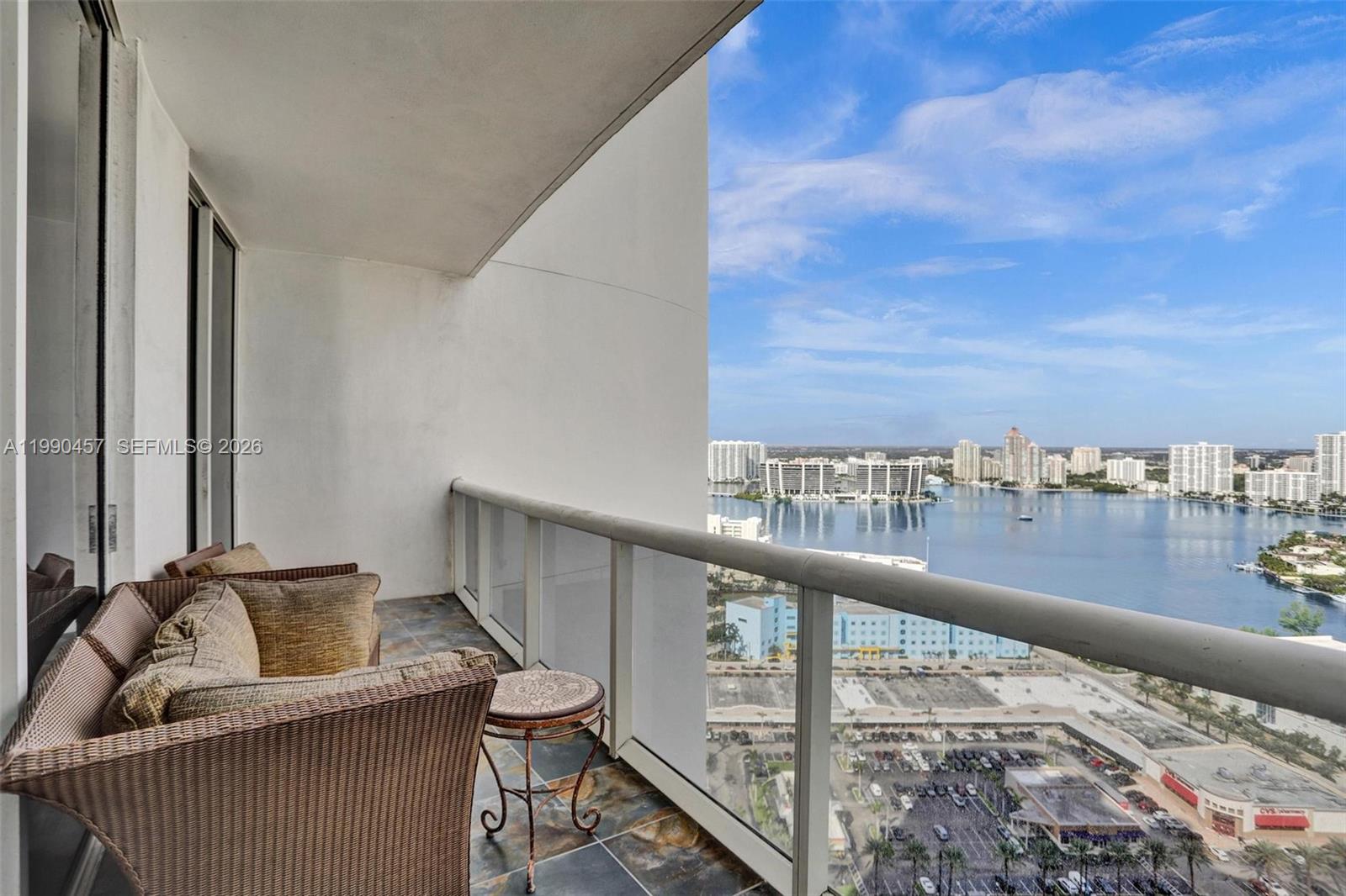 18101 Collins Ave #4106 + Cabana Sunny Isles Beach, FL 33160