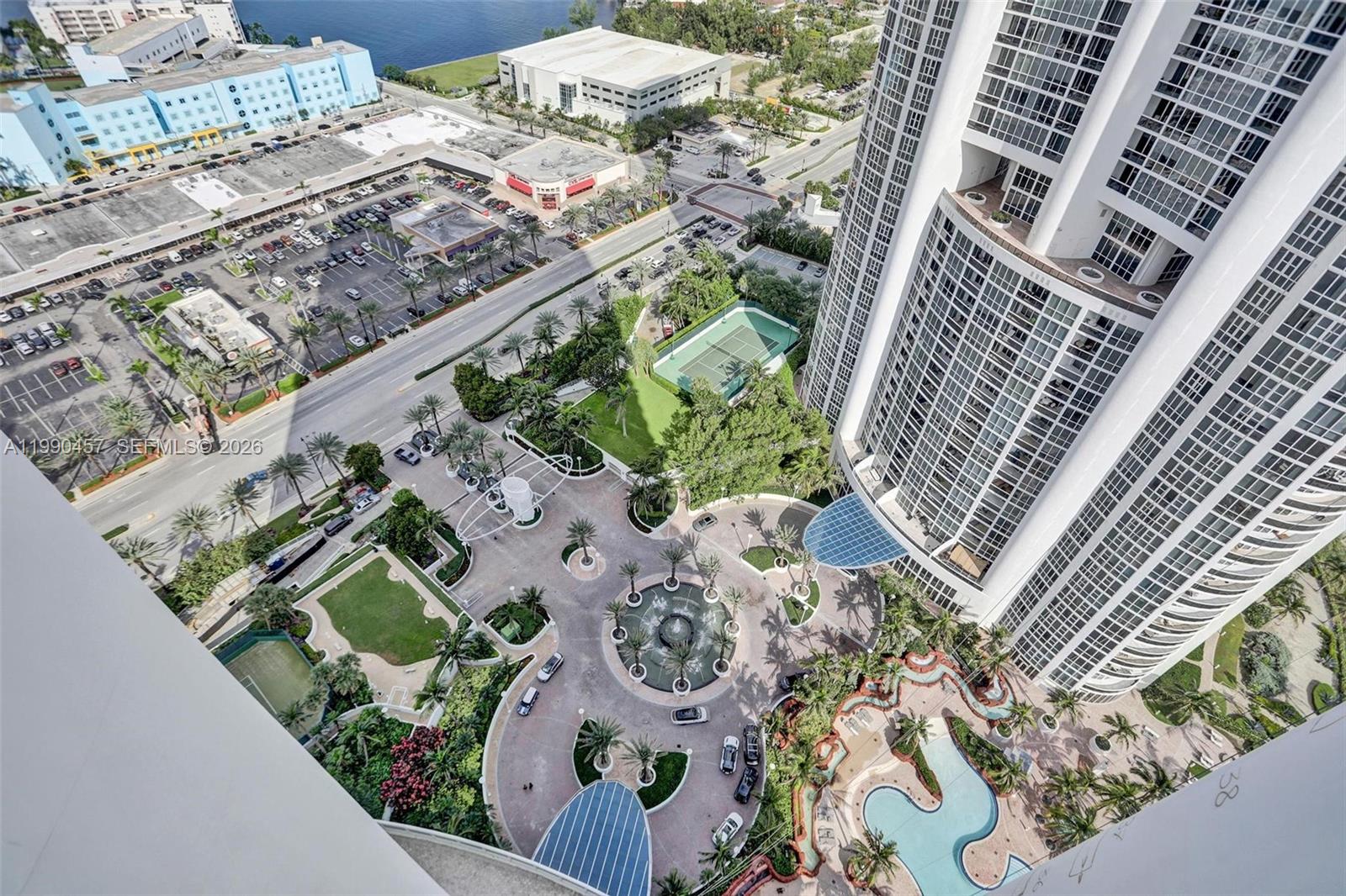 18101 Collins Ave #4106 + Cabana Sunny Isles Beach, FL 33160