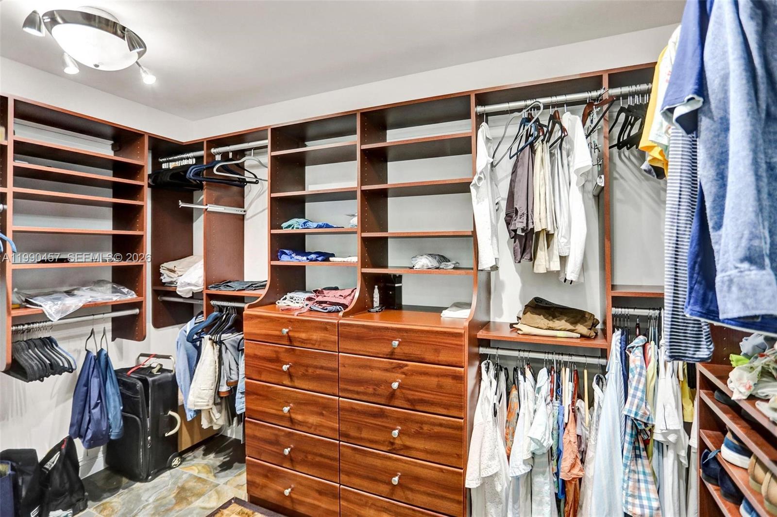 18101 Collins Ave #4106 + Cabana Sunny Isles Beach, FL 33160