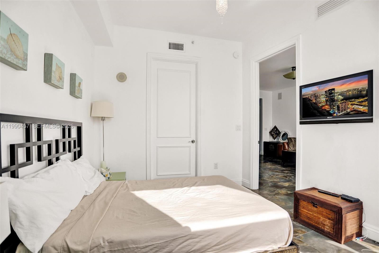 18101 Collins Ave #4106 + Cabana Sunny Isles Beach, FL 33160