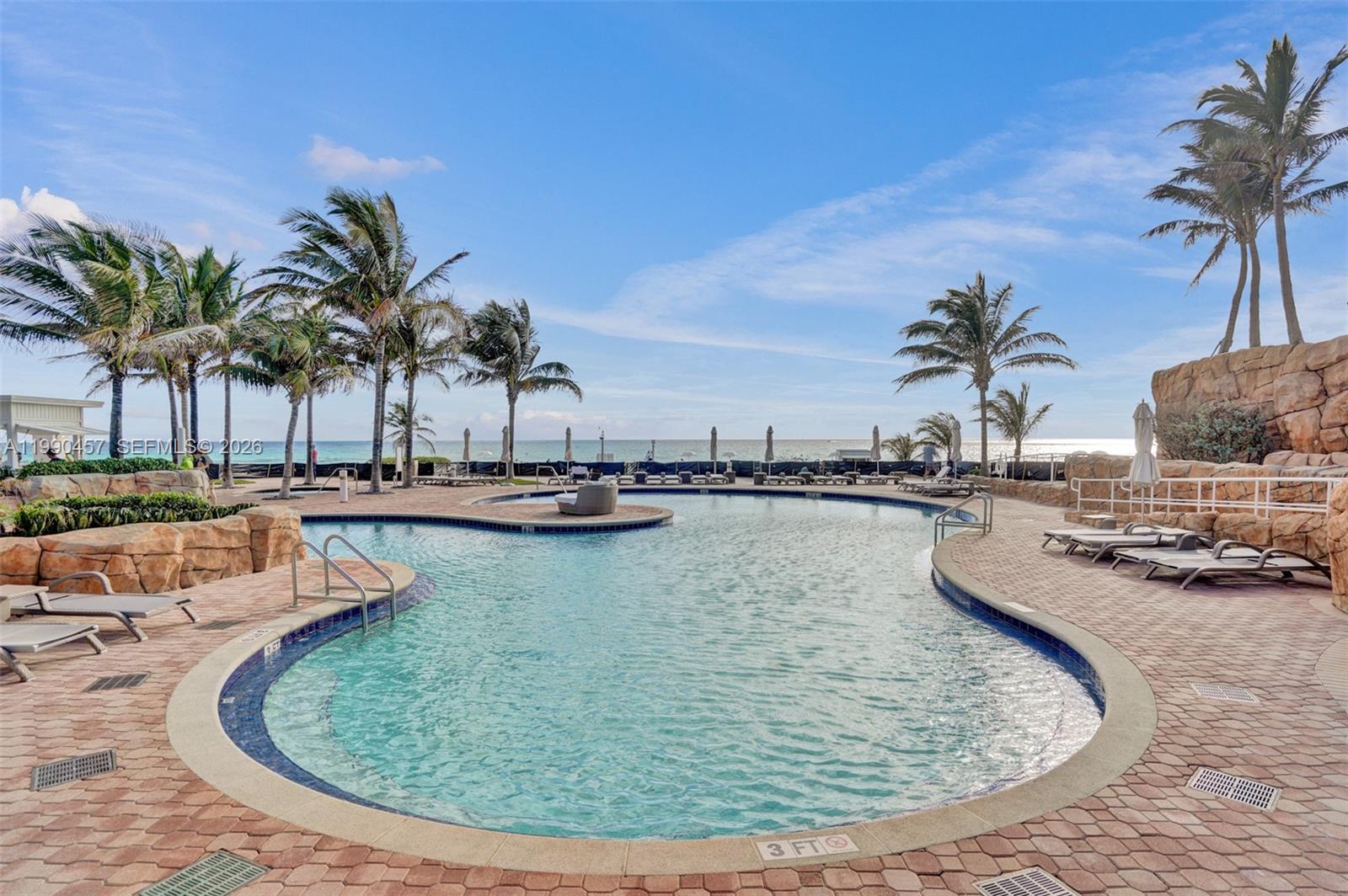 18101 Collins Ave #4106 + Cabana Sunny Isles Beach, FL 33160