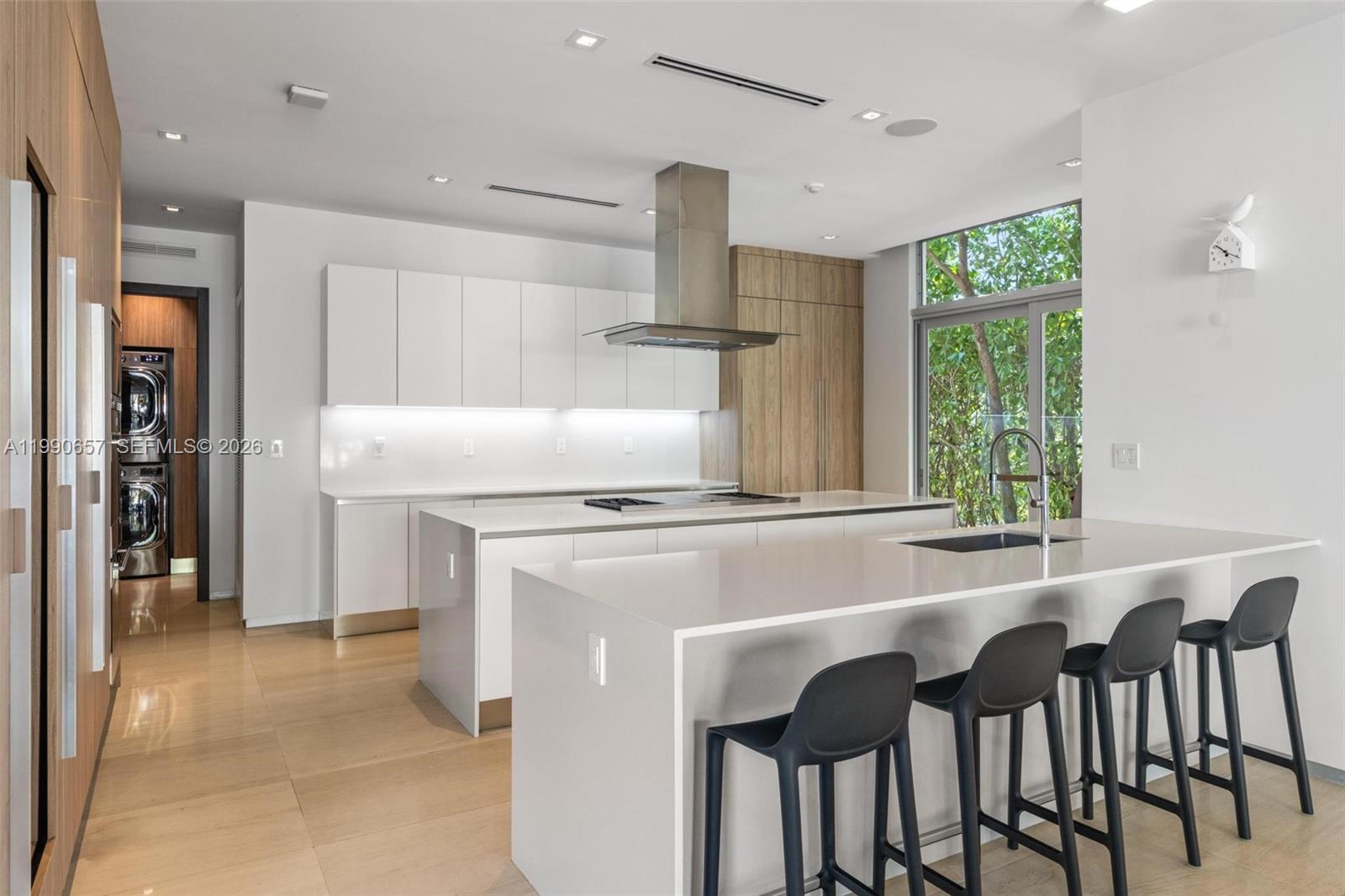 410 Golden Bch Dr Golden Beach, FL 33160