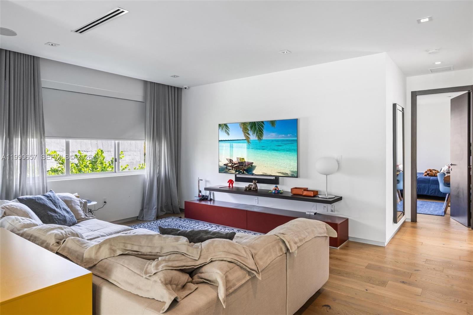 410 Golden Bch Dr Golden Beach, FL 33160