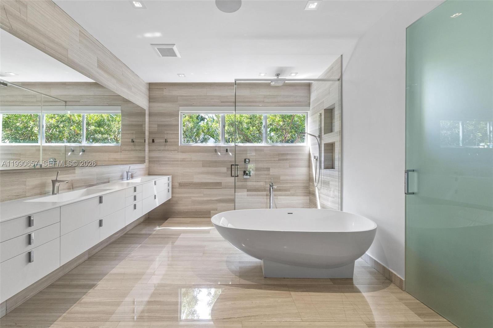 410 Golden Bch Dr Golden Beach, FL 33160