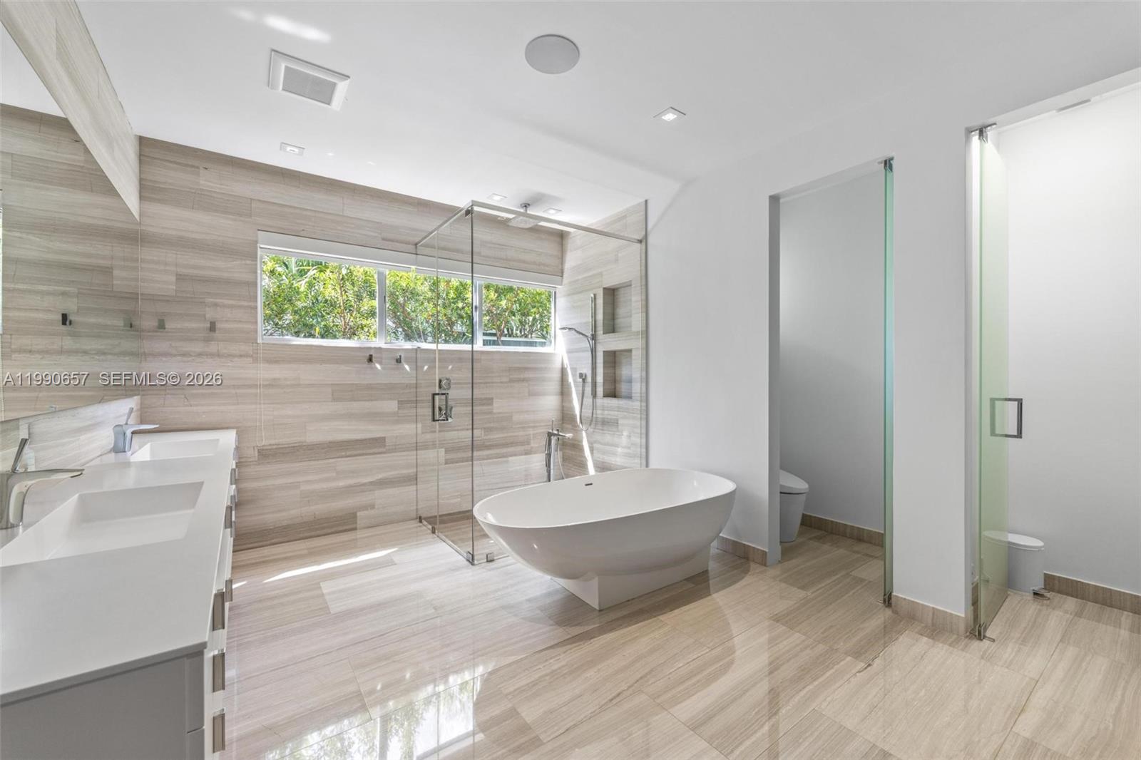 410 Golden Bch Dr Golden Beach, FL 33160