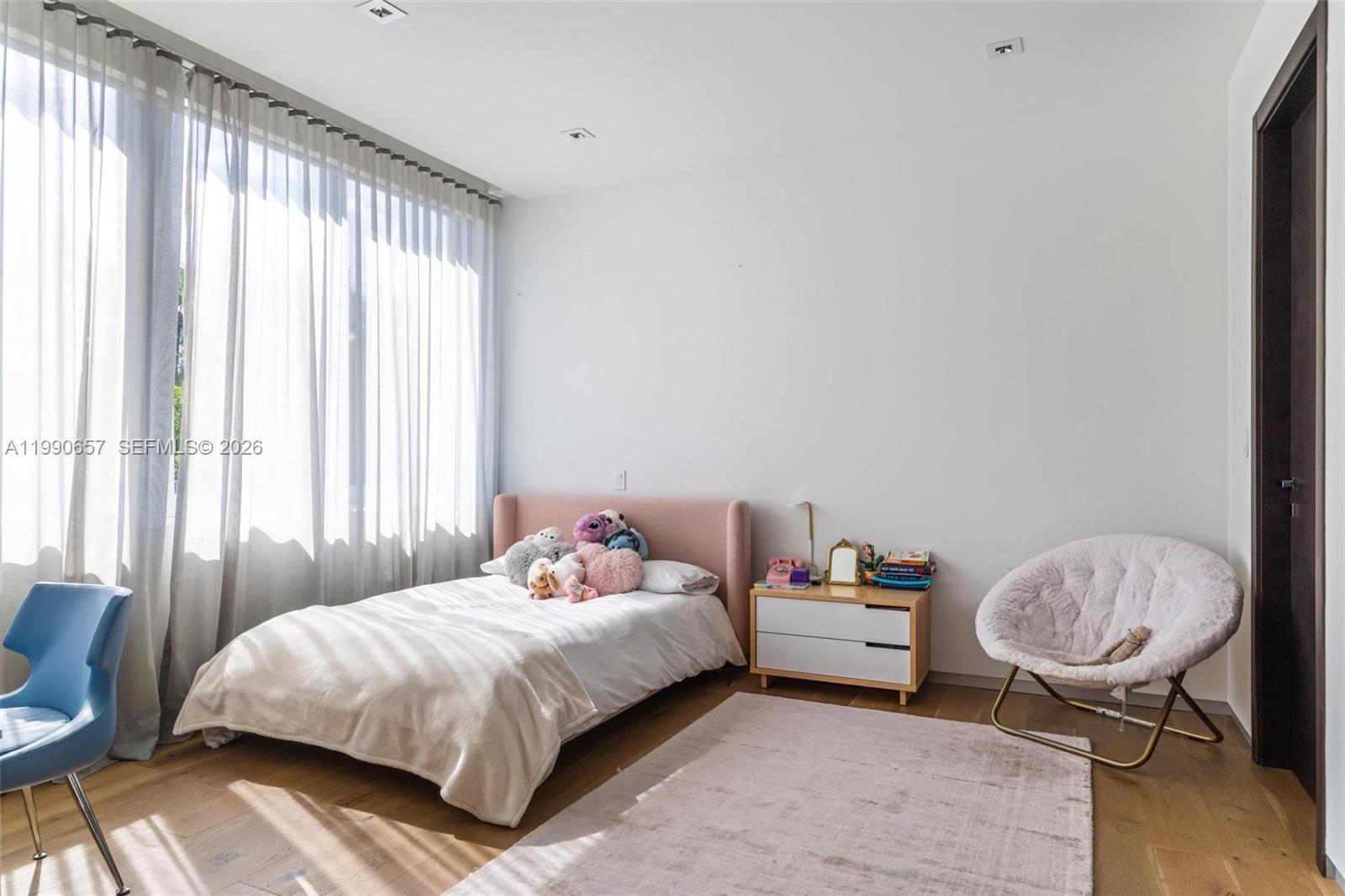 410 Golden Bch Dr Golden Beach, FL 33160