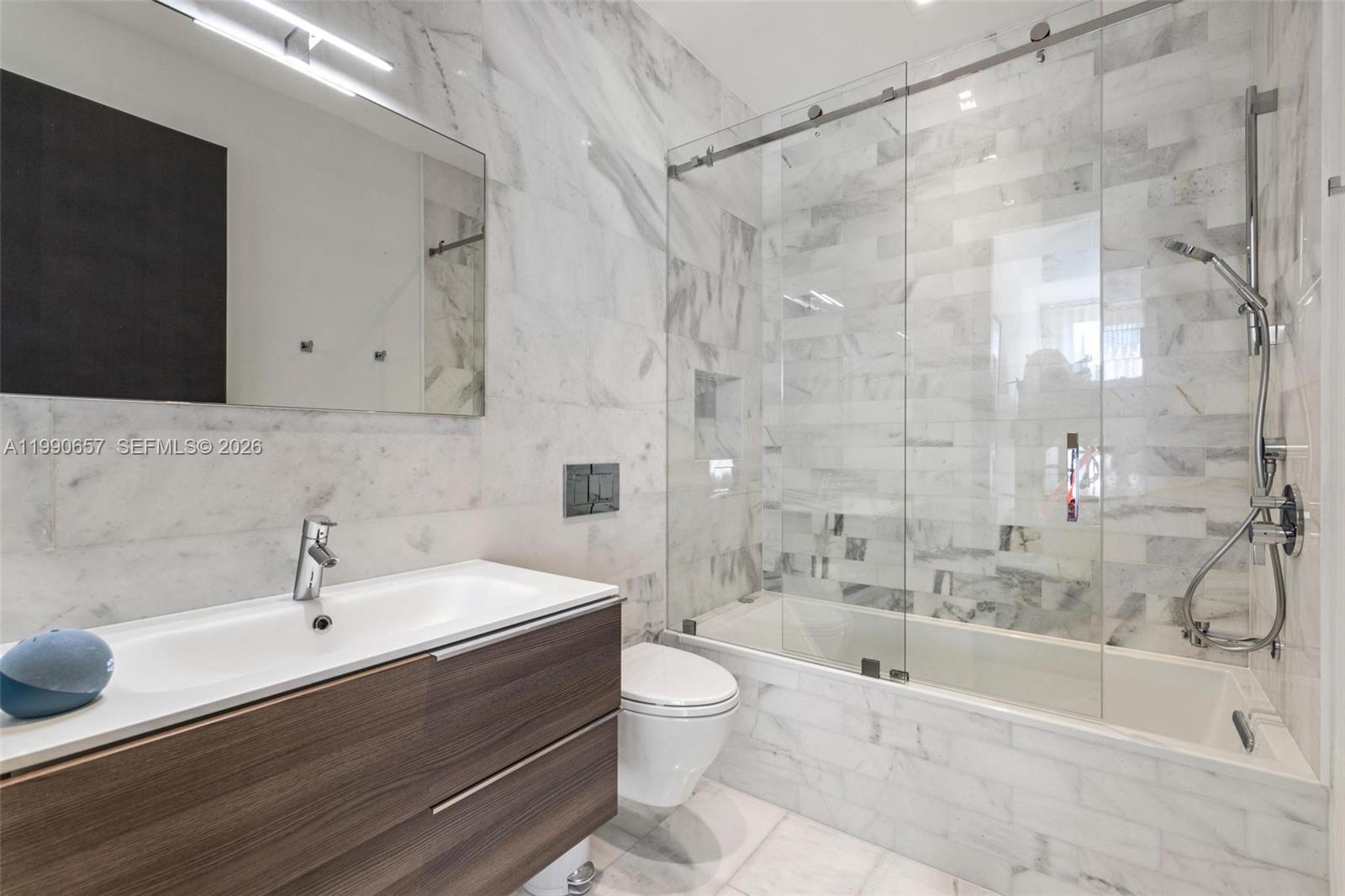 410 Golden Bch Dr Golden Beach, FL 33160