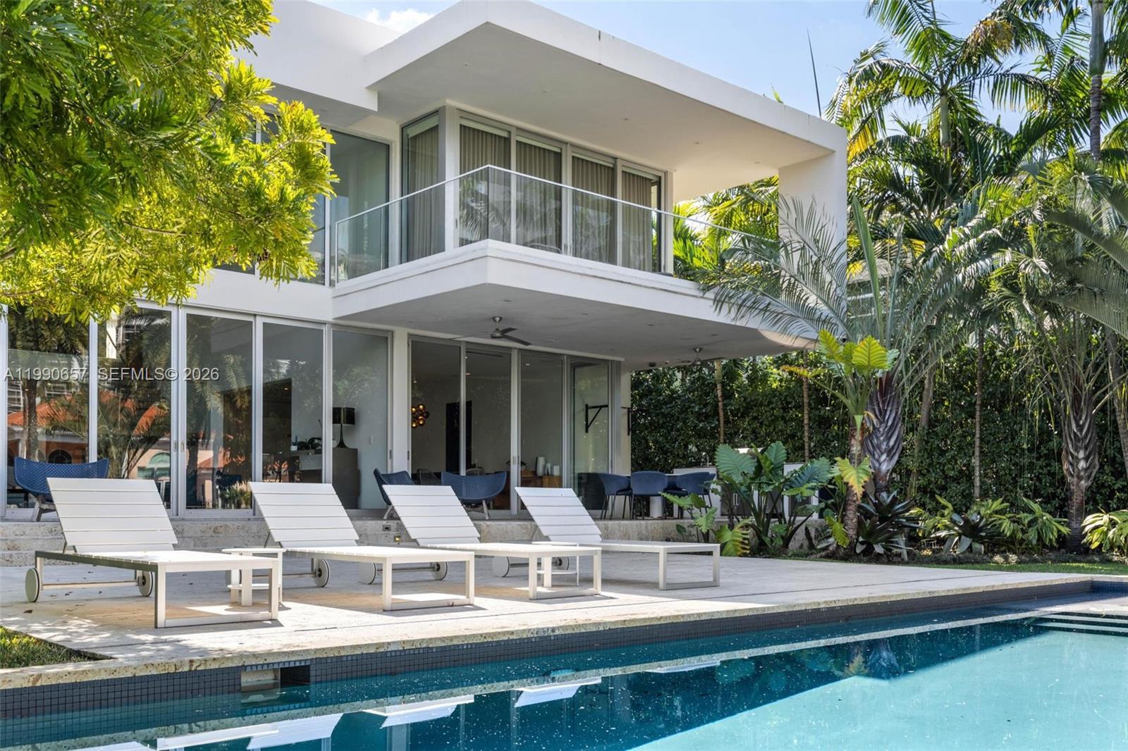 410 Golden Bch Dr Golden Beach, FL 33160