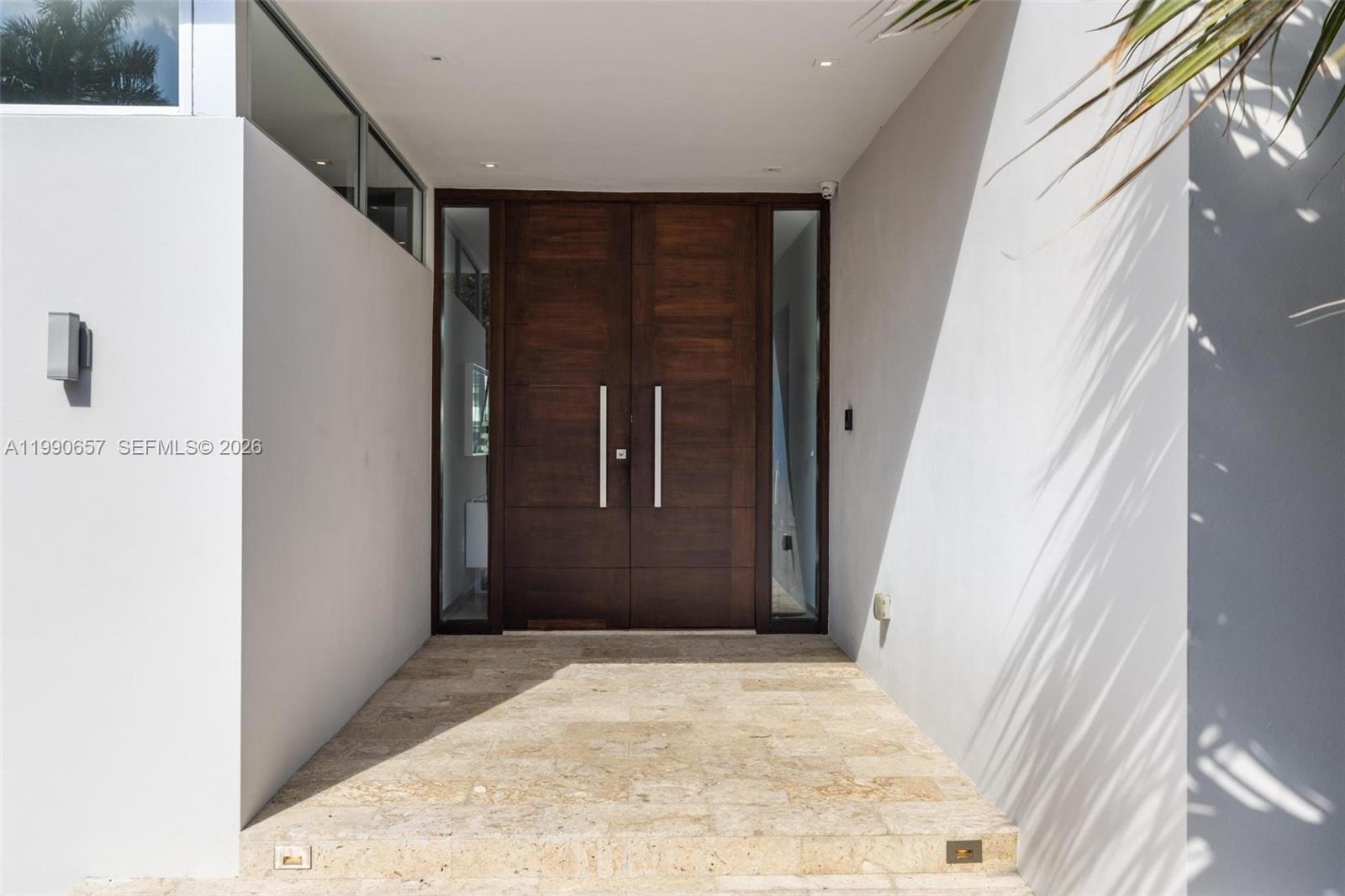 410 Golden Bch Dr Golden Beach, FL 33160