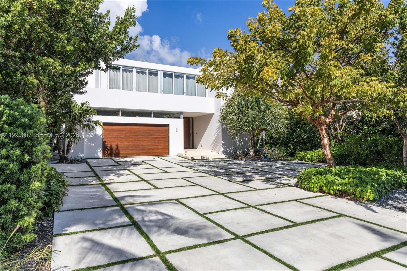 410 Golden Bch Dr Golden Beach, FL 33160