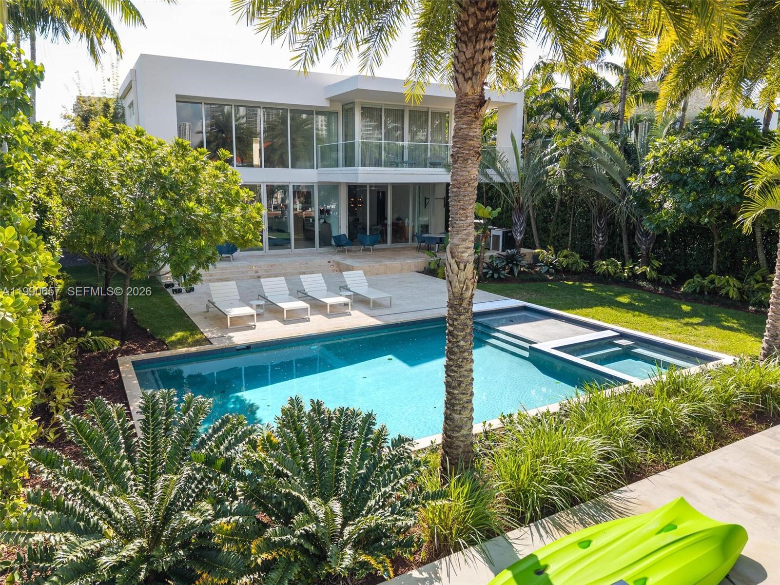 410 Golden Bch Dr Golden Beach, FL 33160