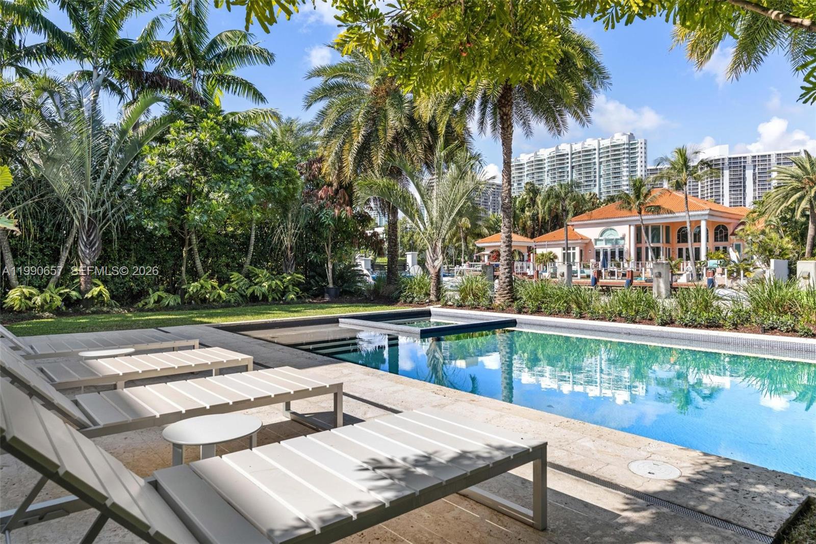 410 Golden Bch Dr Golden Beach, FL 33160