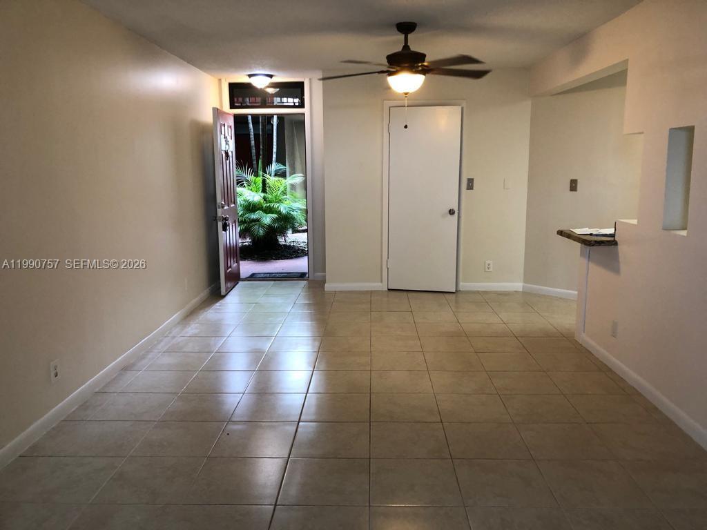 215 Lake Pointe Dr #103 Oakland Park, FL 33309