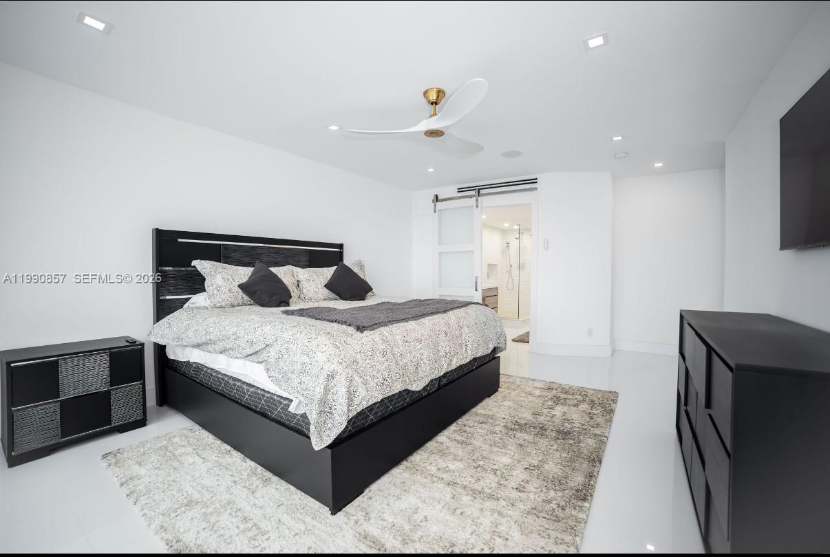 5600 Collins Ave #14K Miami Beach, FL 33140