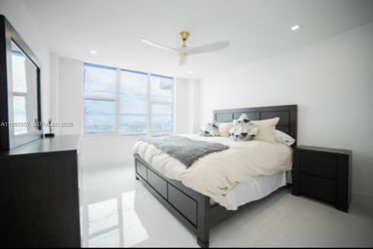 5600 Collins Ave #14K Miami Beach, FL 33140
