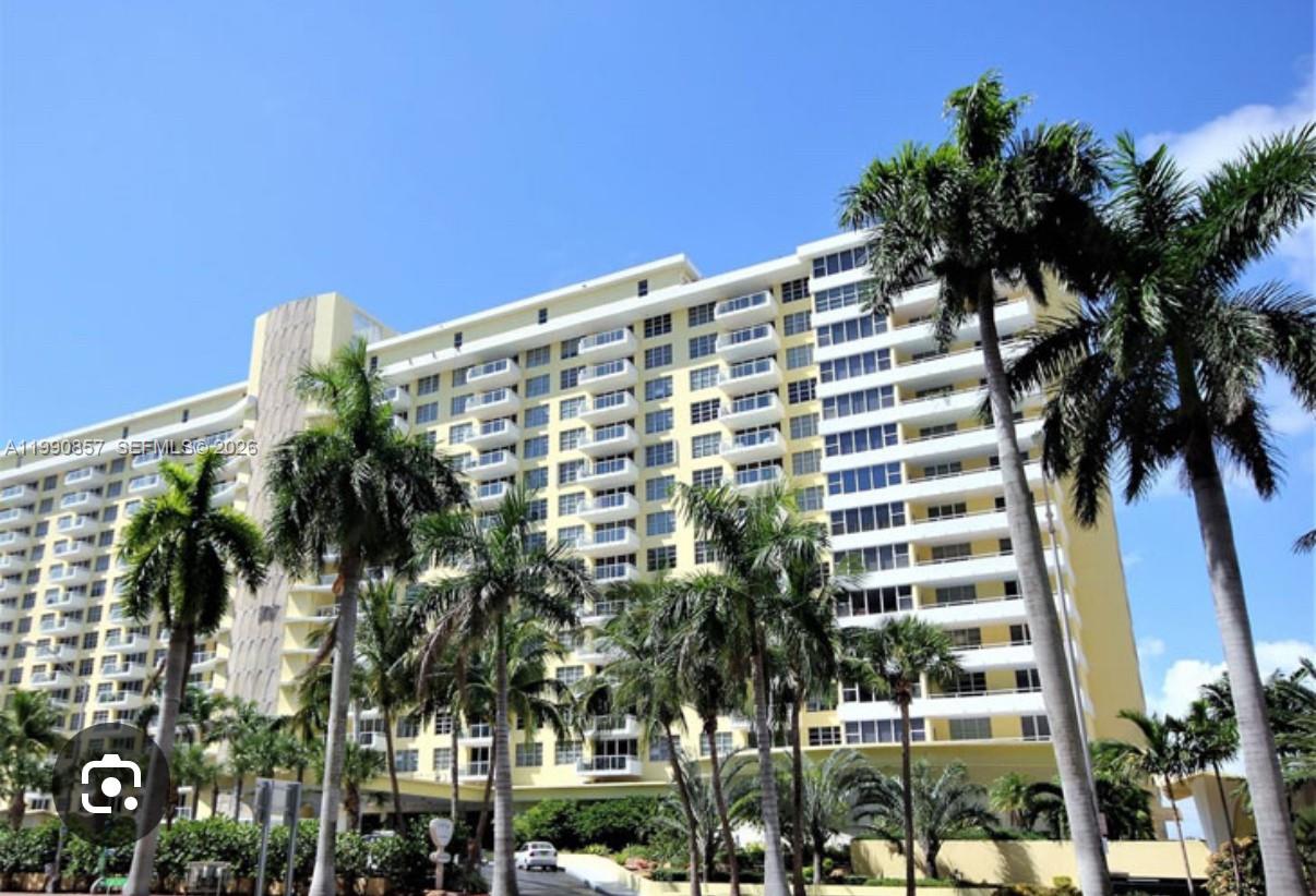 5600 Collins Ave #14K Miami Beach, FL 33140