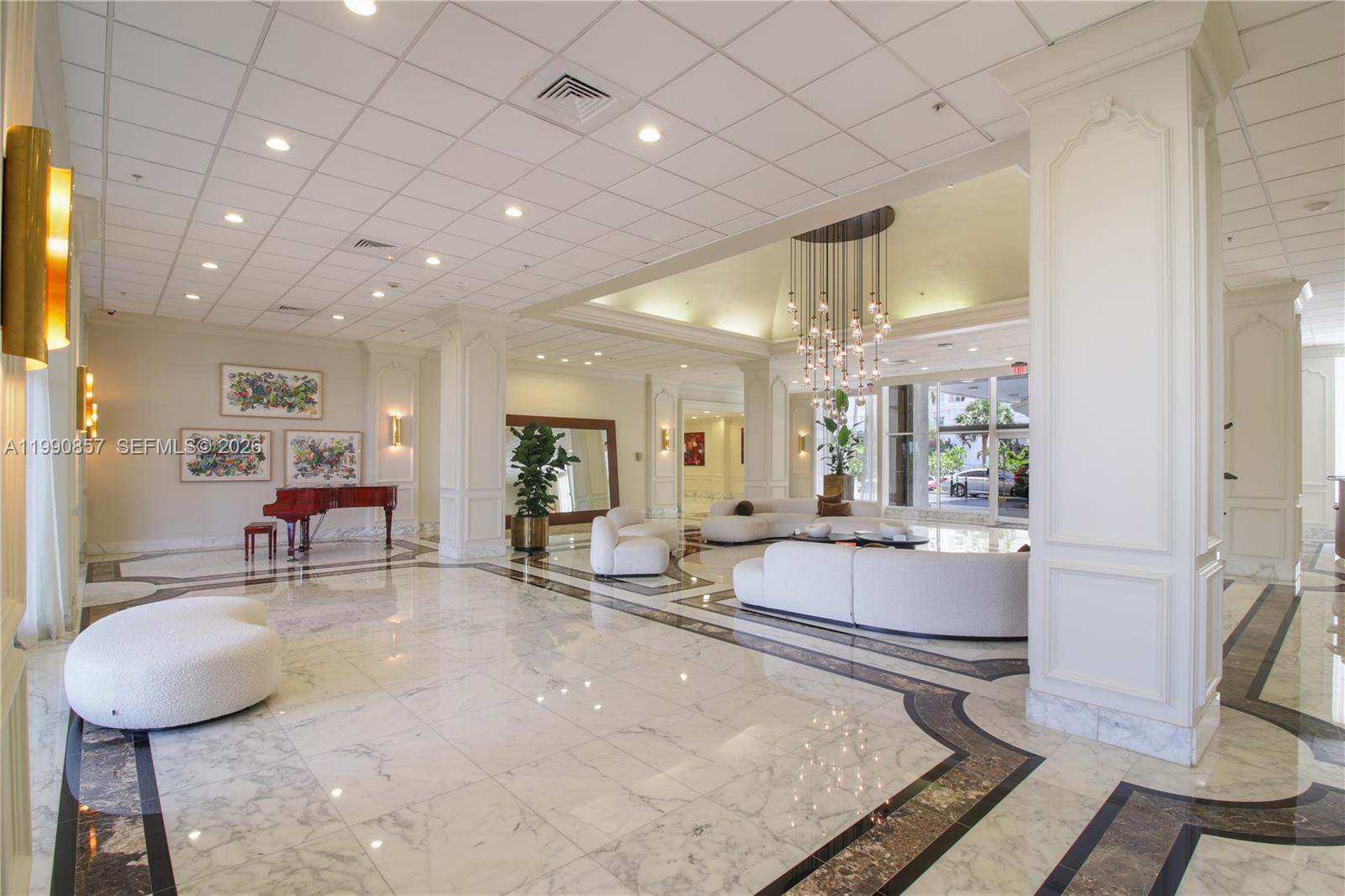 5600 Collins Ave #14K Miami Beach, FL 33140