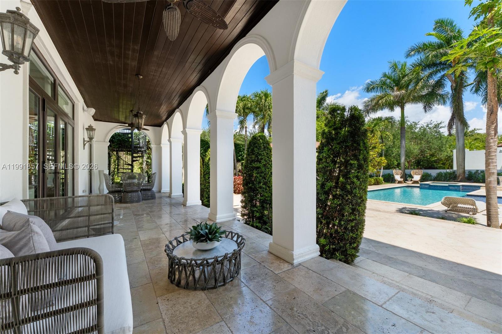 12575 Pine Needle Ln Pinecrest, FL 33156