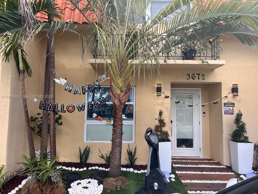 3672 NE 167th St #31