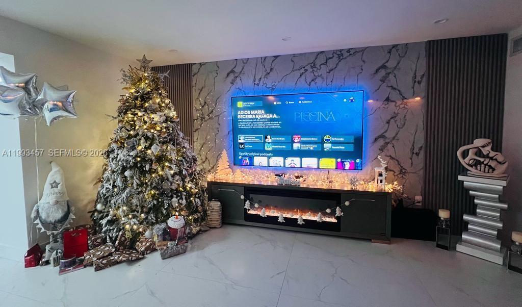 3672 NE 167th St #31 North Miami Beach, FL 33160