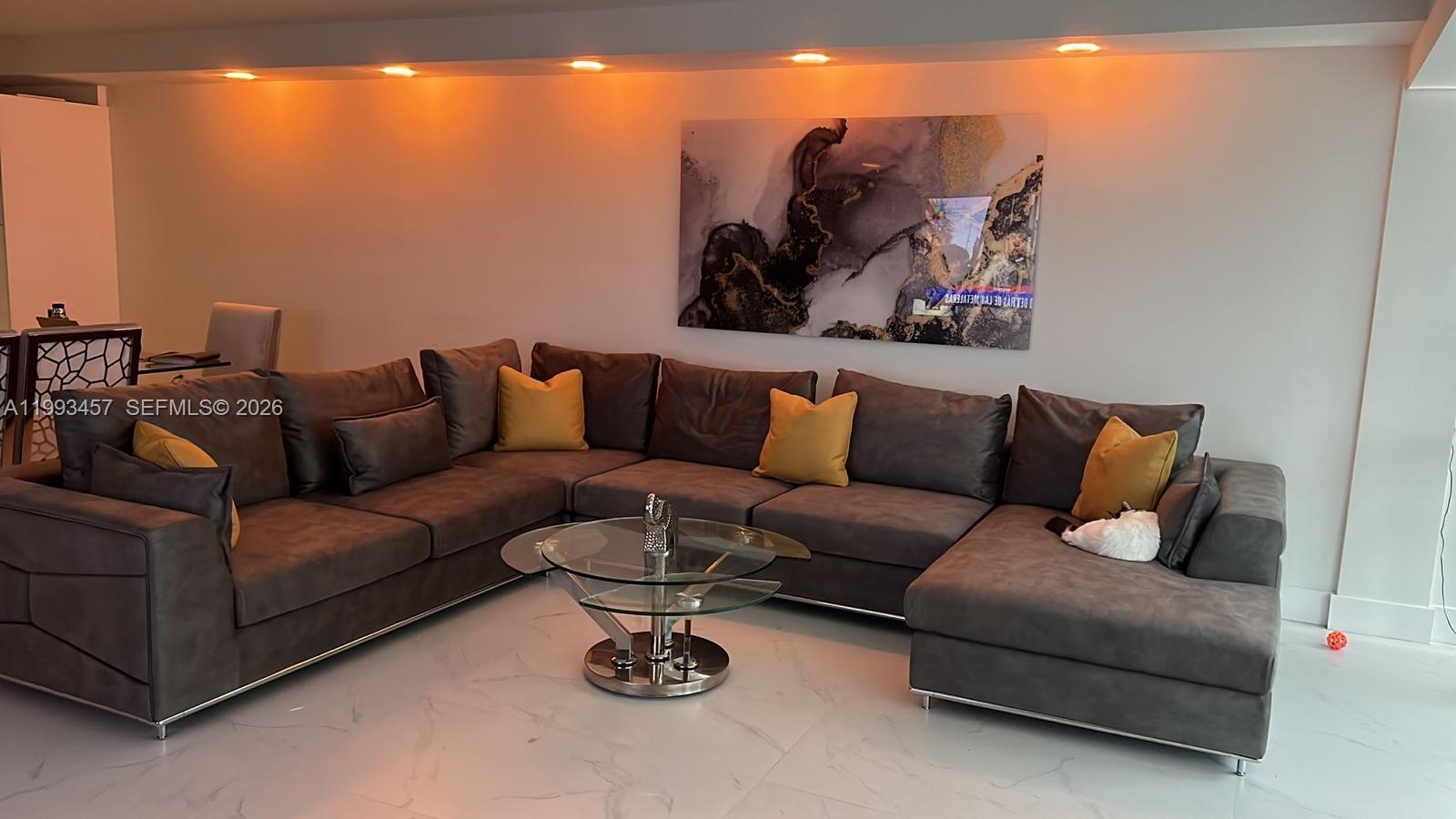 3672 NE 167th St #31 North Miami Beach, FL 33160