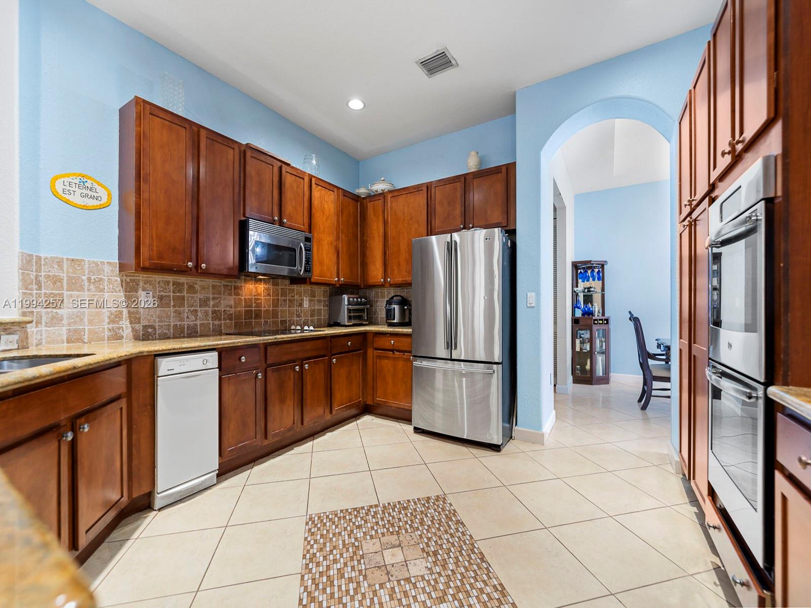 19385 SW 79th Ct Cutler Bay, FL 33157