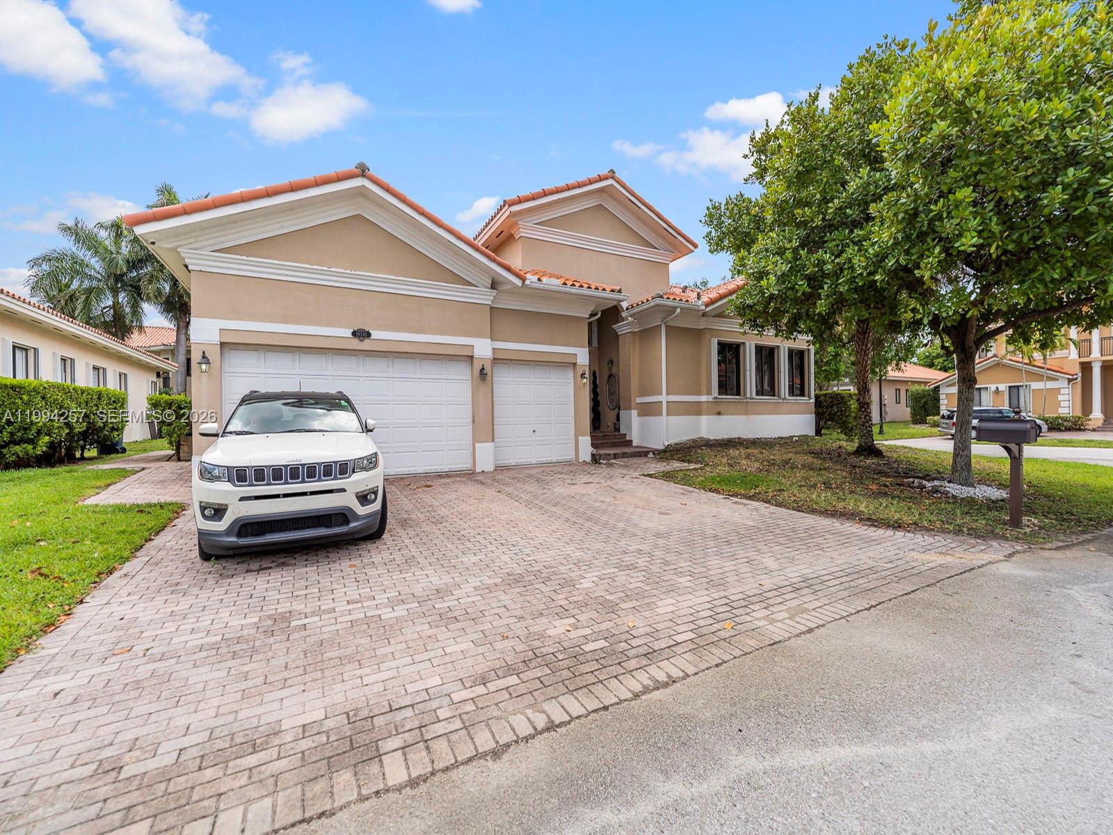 19385 SW 79th Ct Cutler Bay, FL 33157