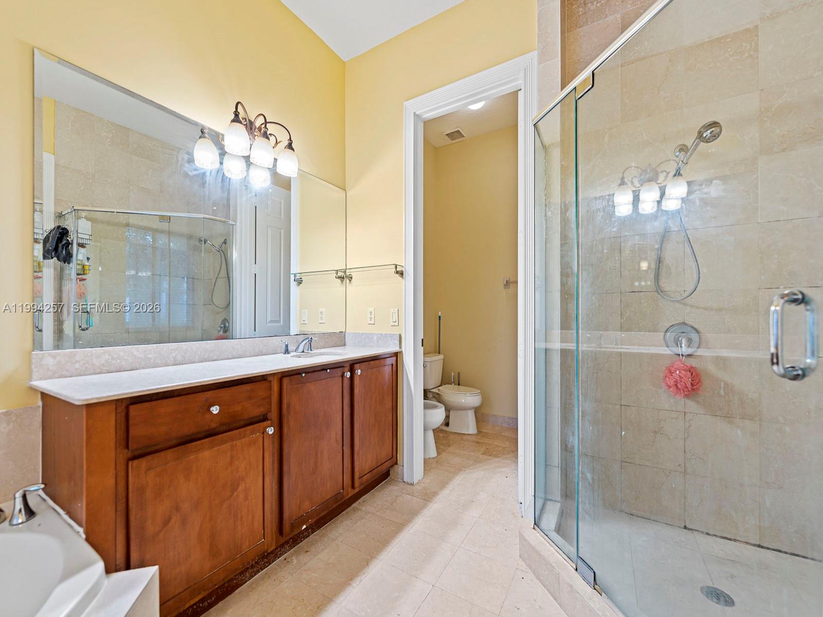 19385 SW 79th Ct Cutler Bay, FL 33157