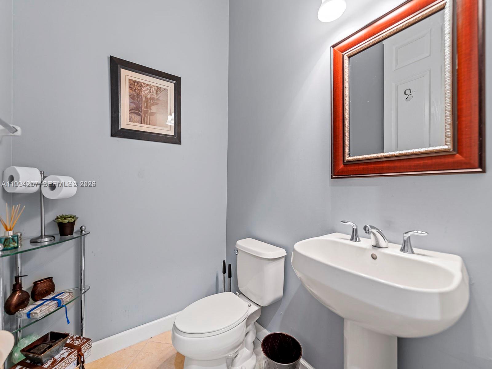 19385 SW 79th Ct Cutler Bay, FL 33157