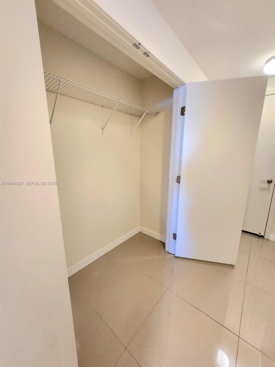 image Nine at Mary Brickell Village16