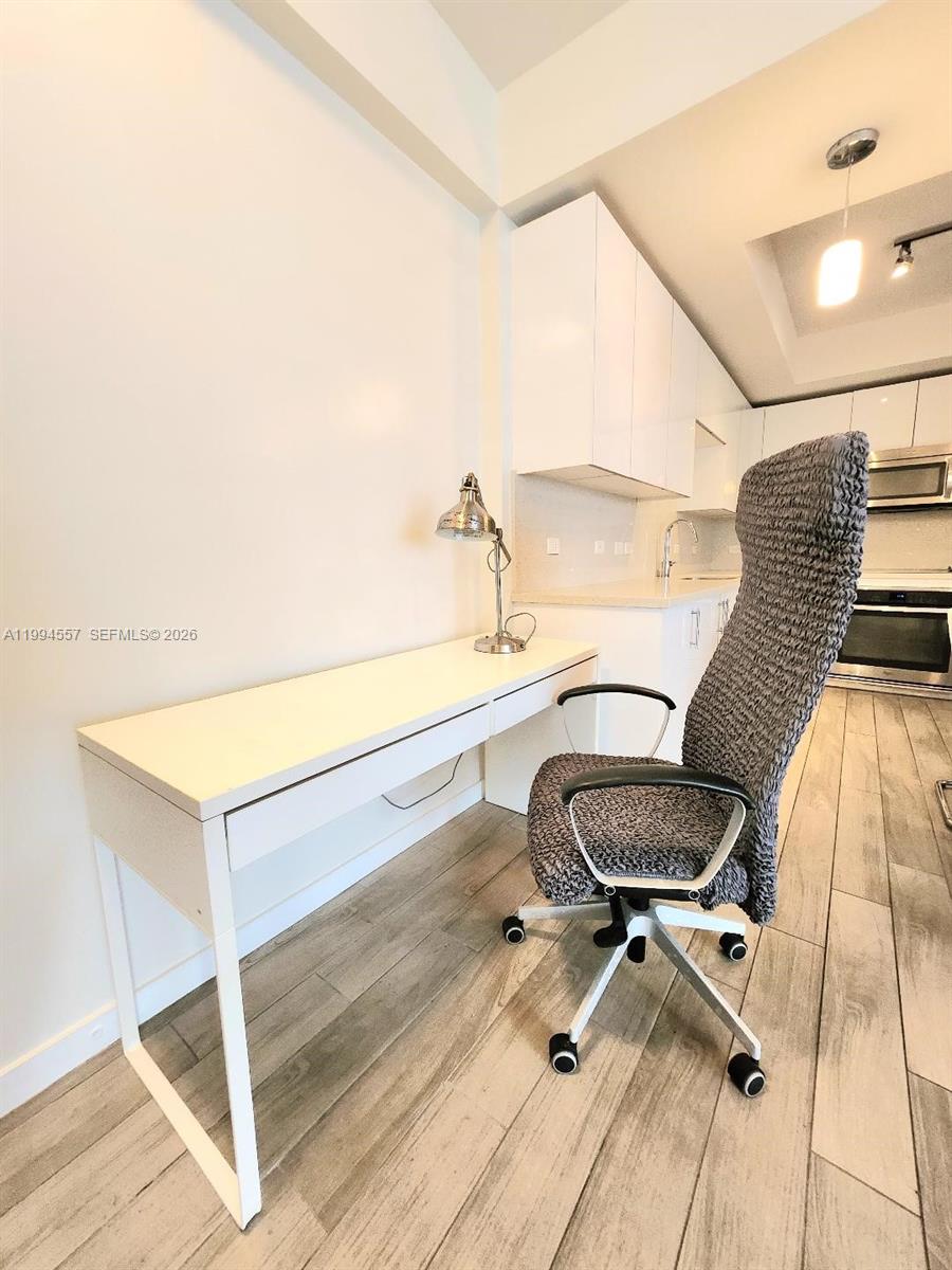 image Nine at Mary Brickell Village8