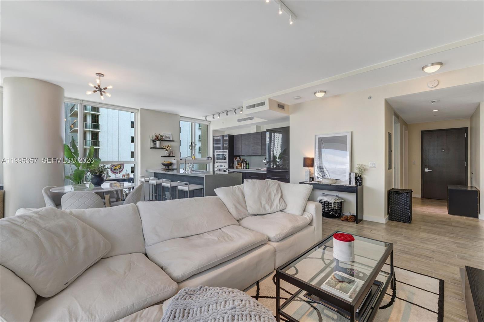 image The Bond on Brickell10