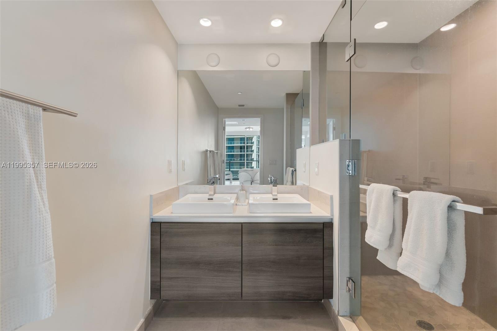 image The Bond on Brickell17