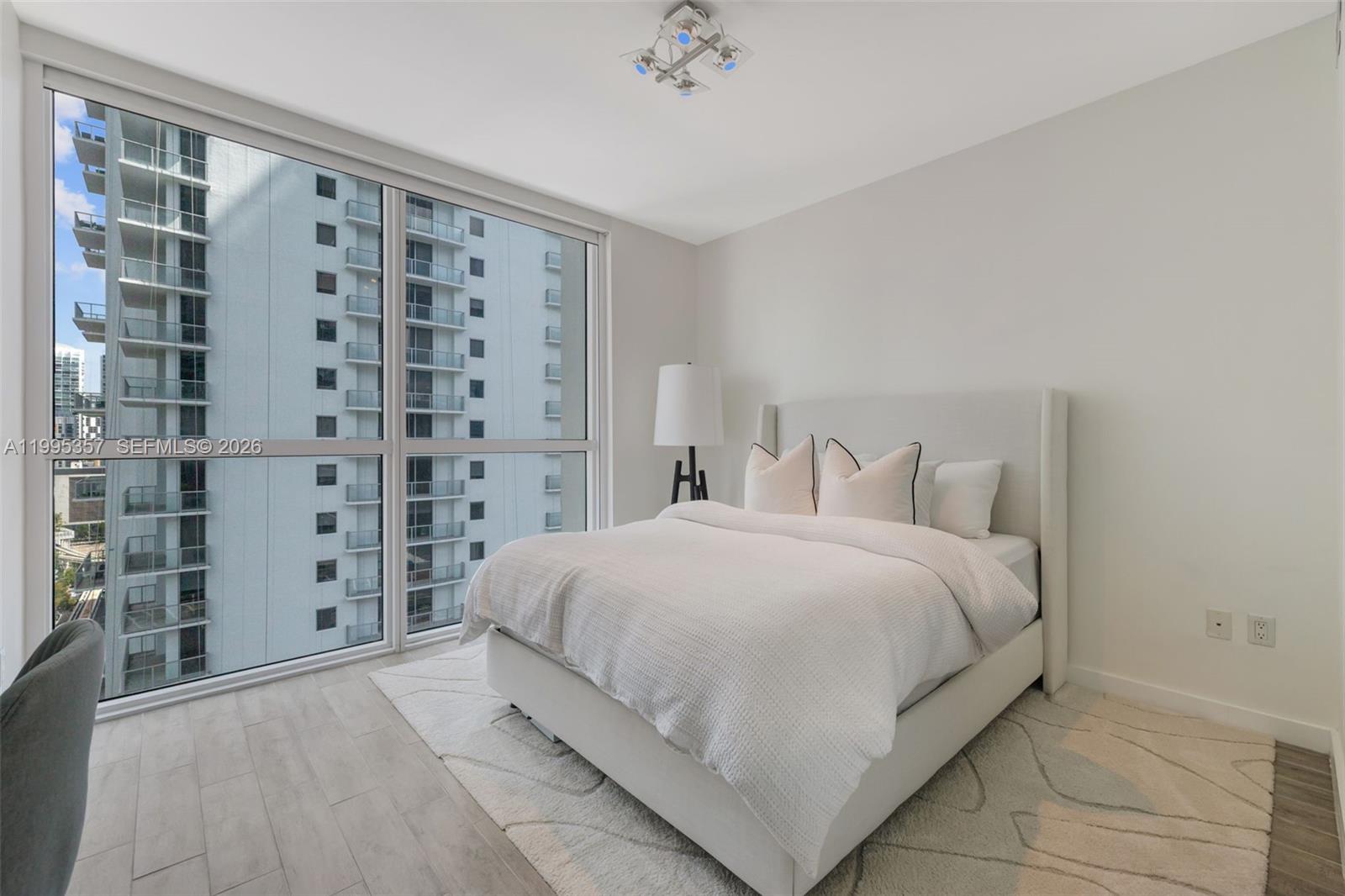 image The Bond on Brickell19