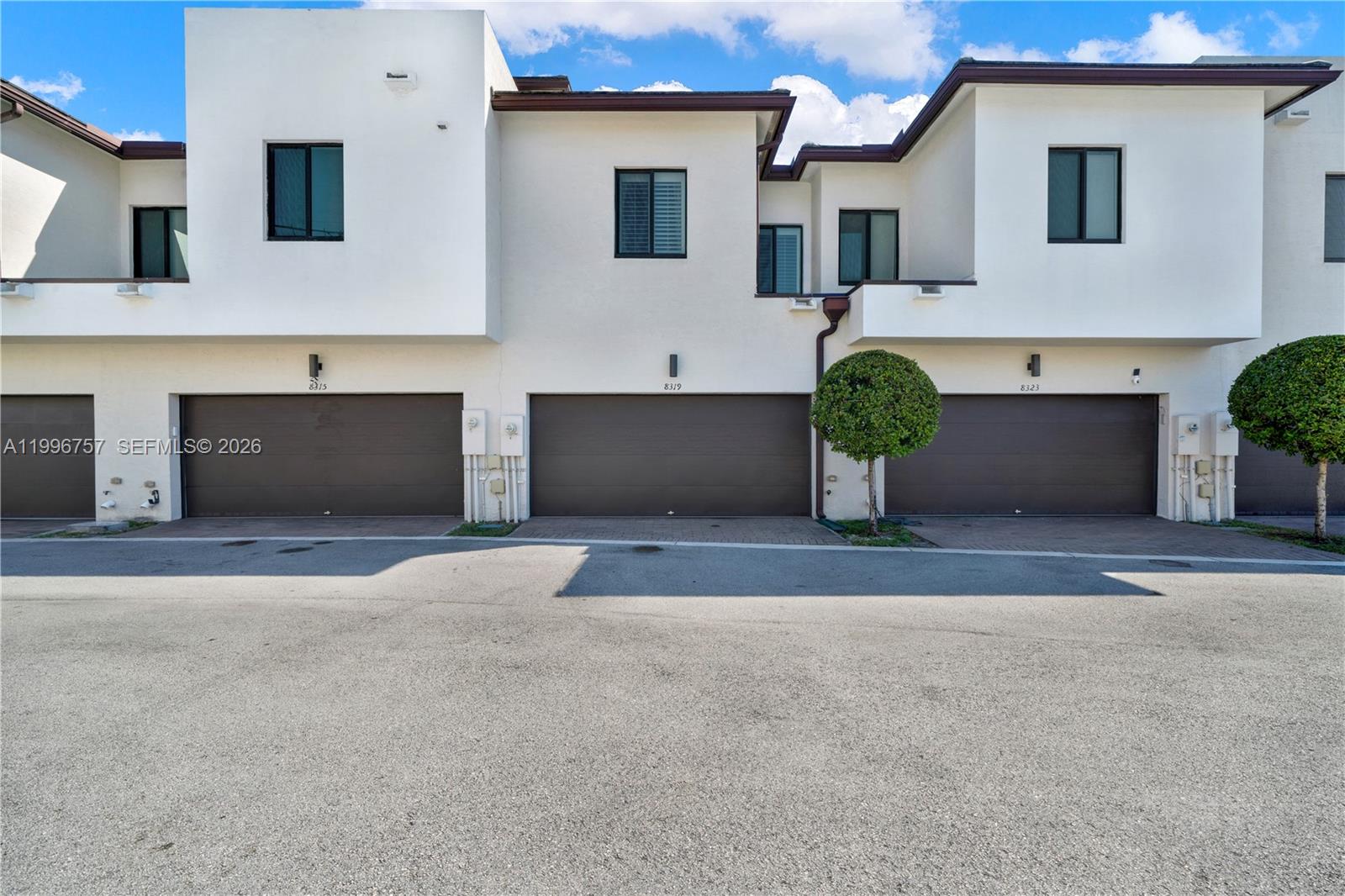 8319 NW 49th St Doral, FL 33166