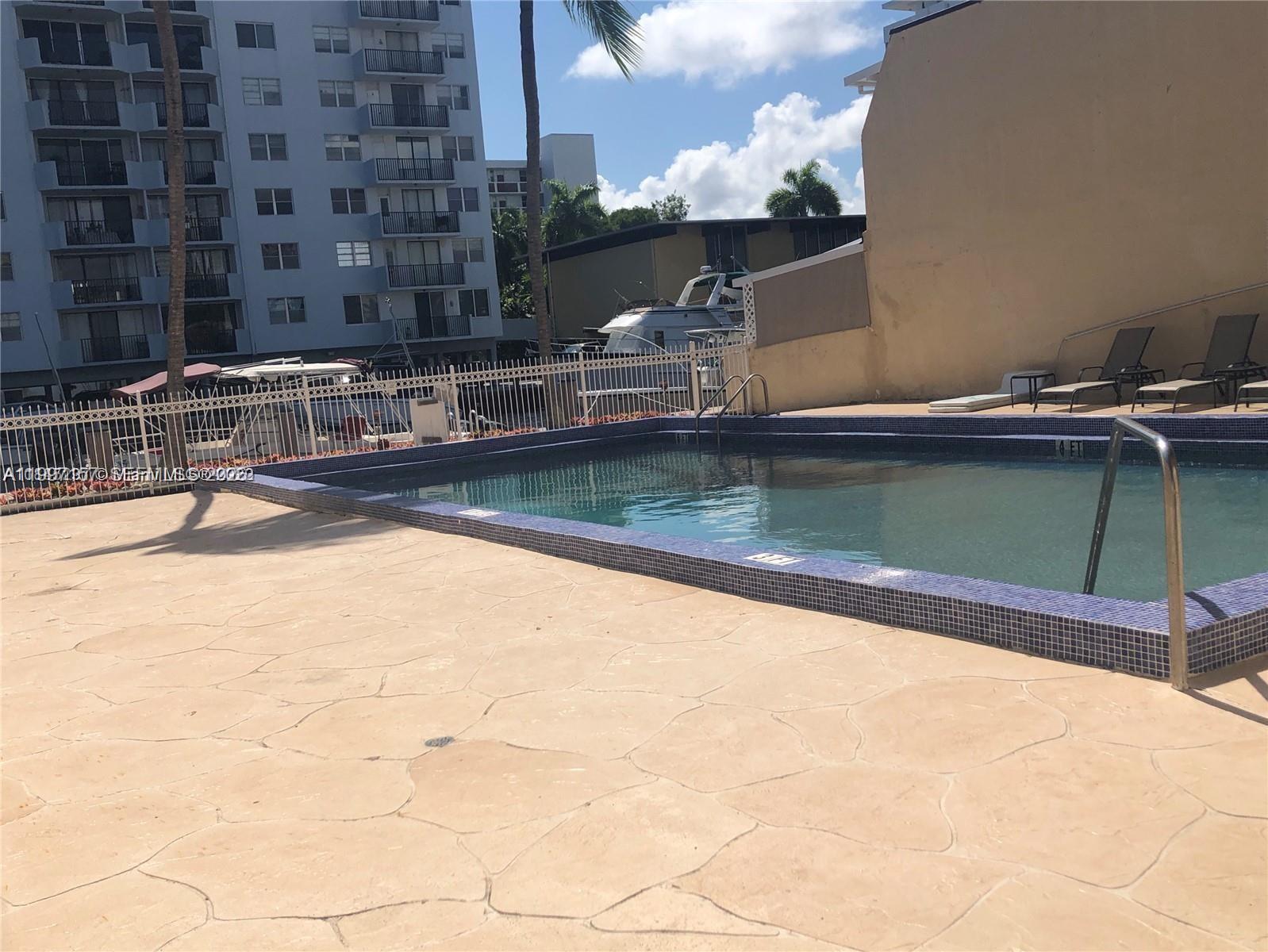 3720 NE 167th St #39 North Miami Beach, FL 33160