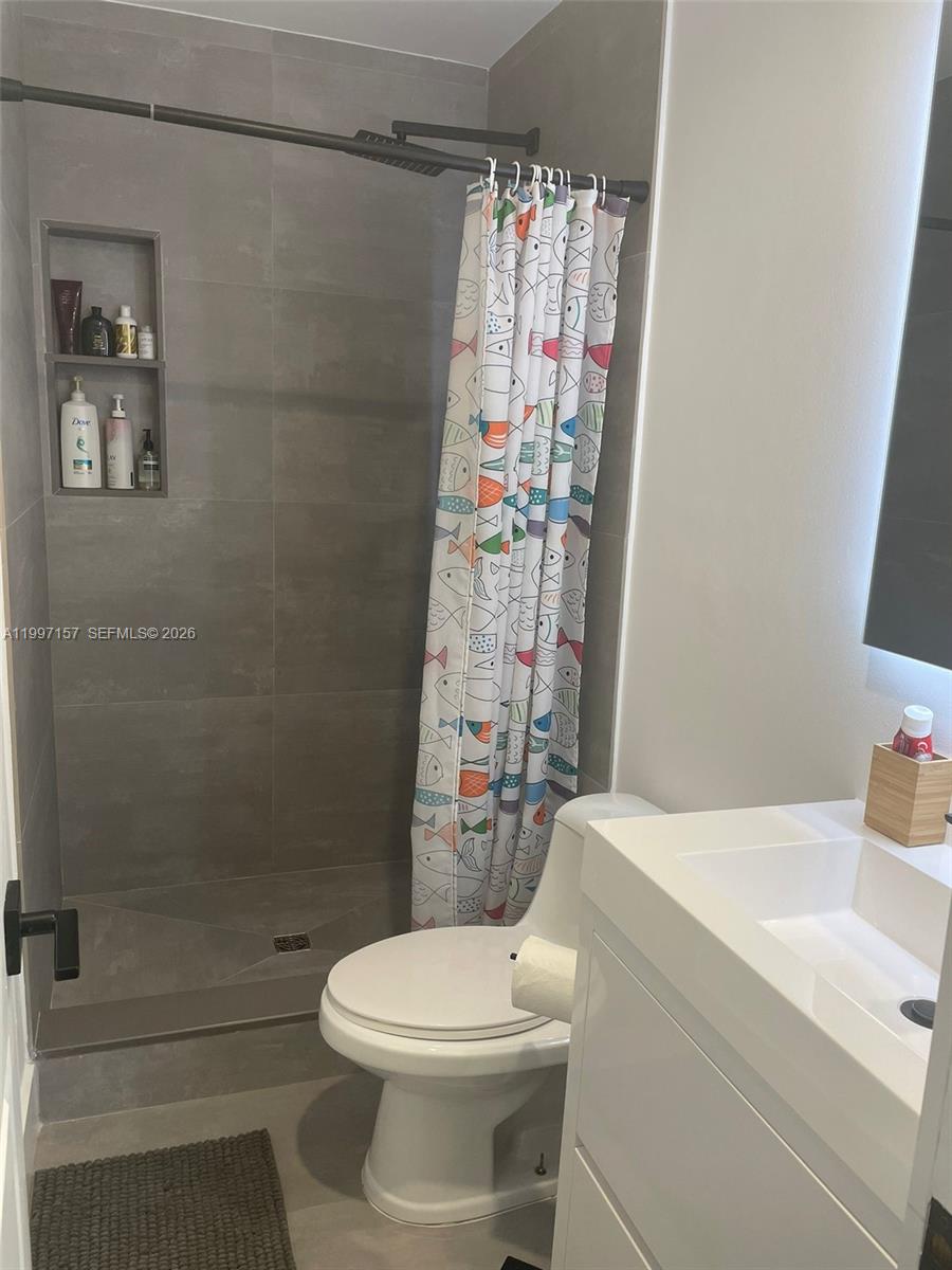 3720 NE 167th St #39 North Miami Beach, FL 33160