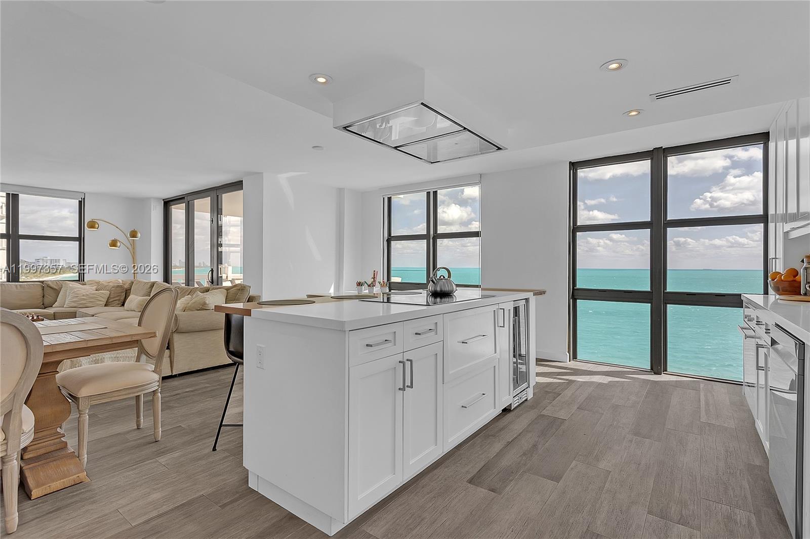 image Towers of Key Biscayne4