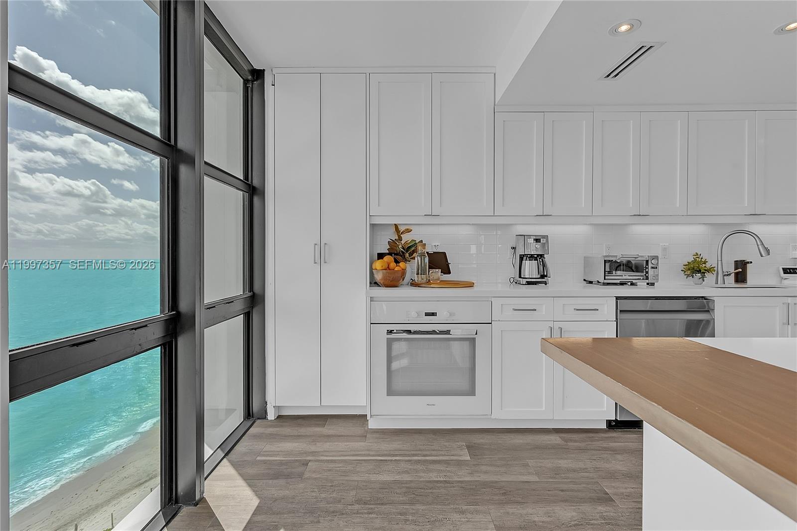image Towers of Key Biscayne6