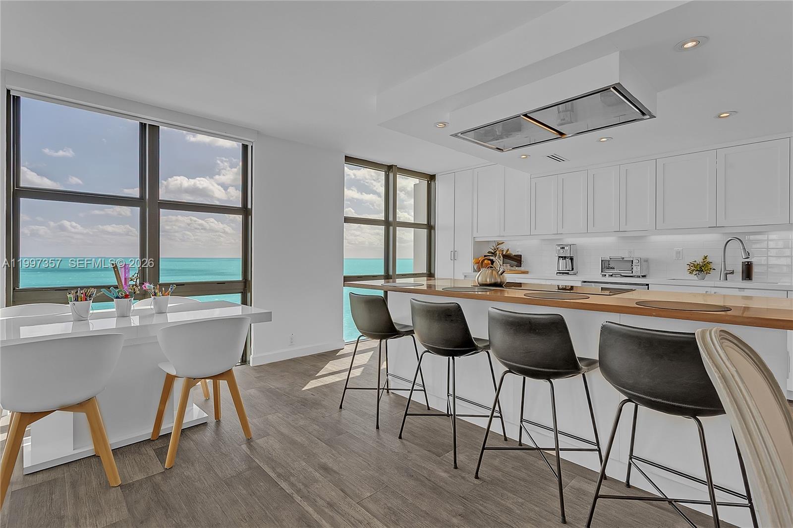 image Towers of Key Biscayne7